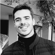 Laureato in Comunicazione per le Relazioni Internazionali (Master MICRI IULM Milano) offre ripetizioni e aiuto compiti in tutte le materie umanistiche